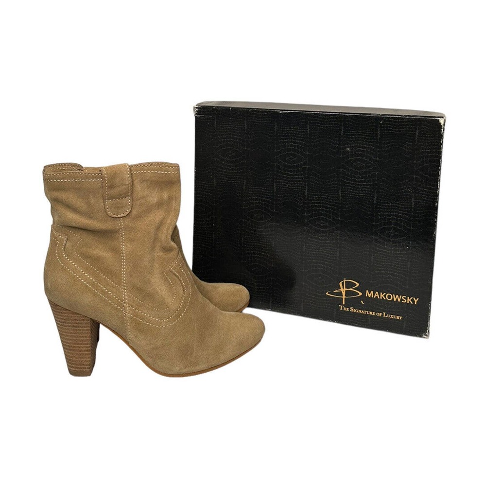 B Makowsky Natural Tan Suede Leather Pull On Stacked Heel Ankle Boots Womens 7